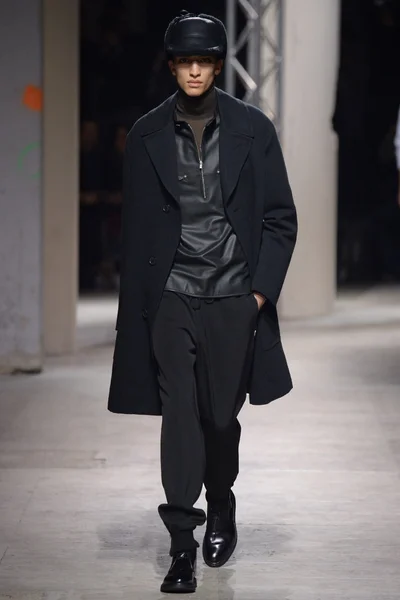 Look 35